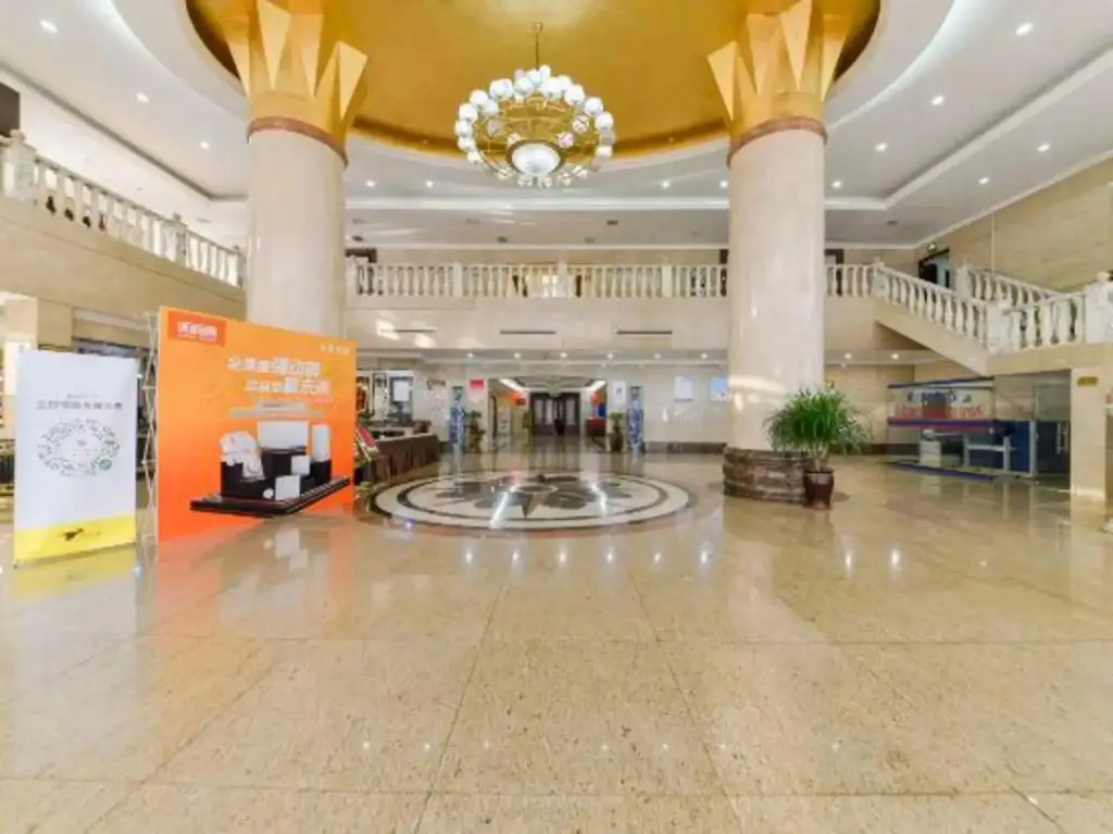 Шицзячжуан: Zhongshan Hotel