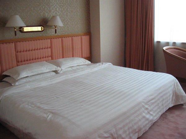 Вэйхай: Weihai International Financial Hotel
