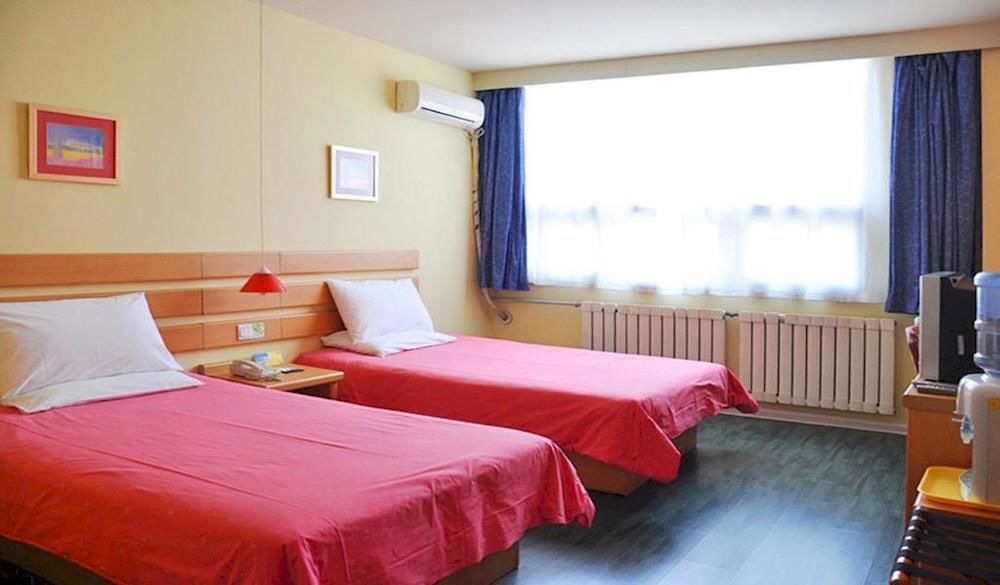 Тяньцзинь: Home Inn Tianjin Railway Station