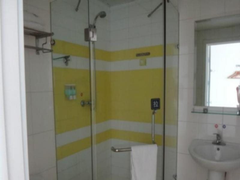 7 Days Inn Xingan Road — фото 1