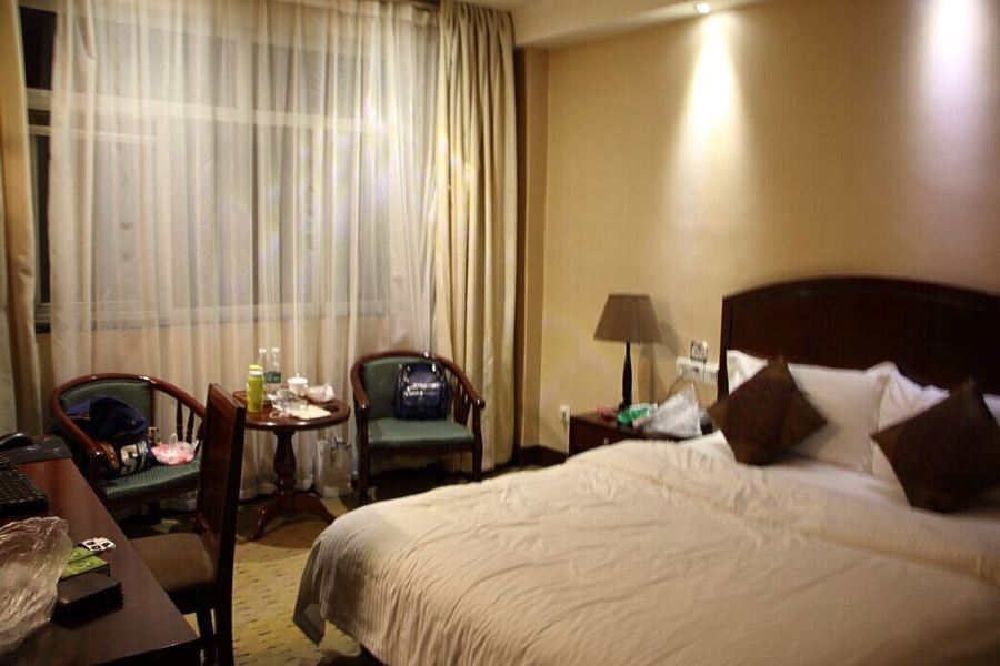 Юэян: Dongfanghong Ruika Hotel