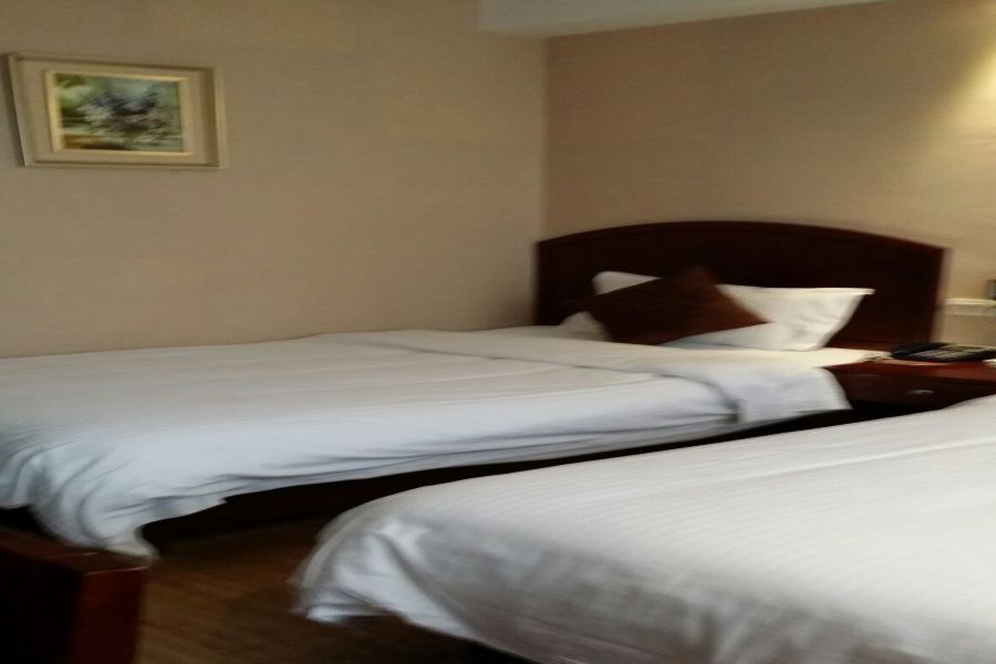 Юэян: Dongfanghong Ruika Hotel