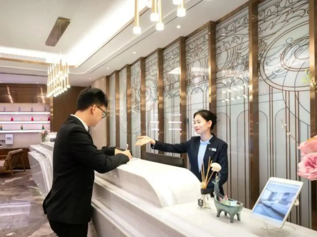 Юйлинь: Jinyuan Hotel