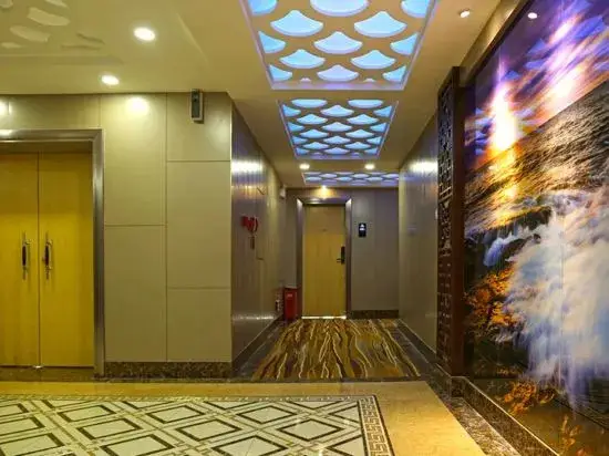 Yingkou Yudingyu Longge Business Hotel 1 (Wanda Plaza) — фото 1