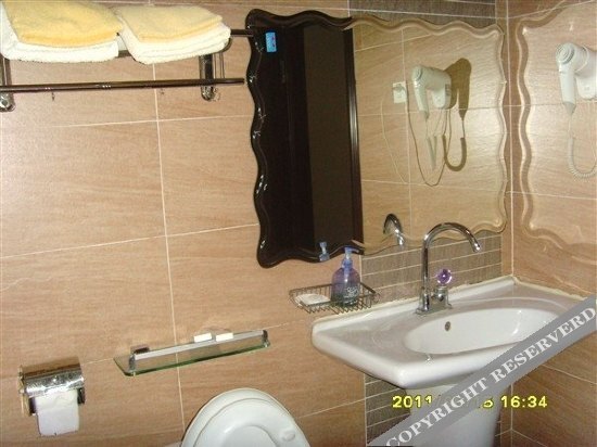 Циндао: City 128 Hotel