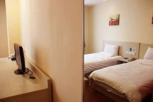 Чжэнчжоу: LE JU Hotel (Zhengzhou Zhongzhou Avenue Zhongyuan International Exhibition Center)