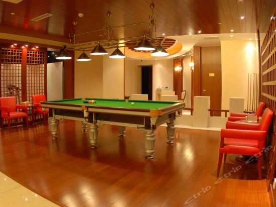 Циндао: Qingdao Haobang Holiday