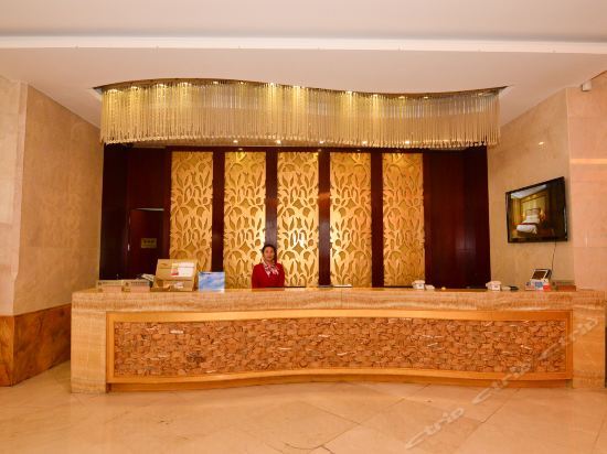 Циндао: Qingdao Haobang Holiday