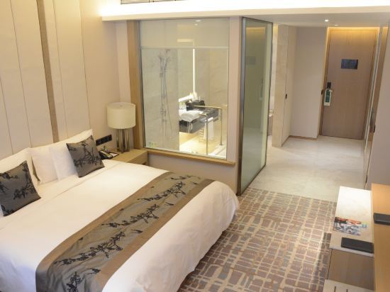 Чунцин: Days Hotel & Suites by Wyndham Liangping