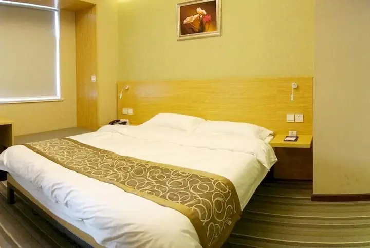 Чжэнчжоу: Super 8 Zhengzhou Jinshuilu Jingyilu