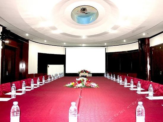 Шэньян: Super 8 Hotel Shenyang Railway Station Tai Yuan Jie