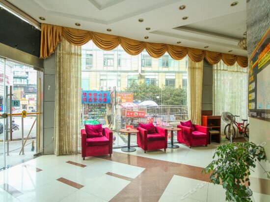 Уси: Super 8 by Wyndham Wuxi Railway Station South Square