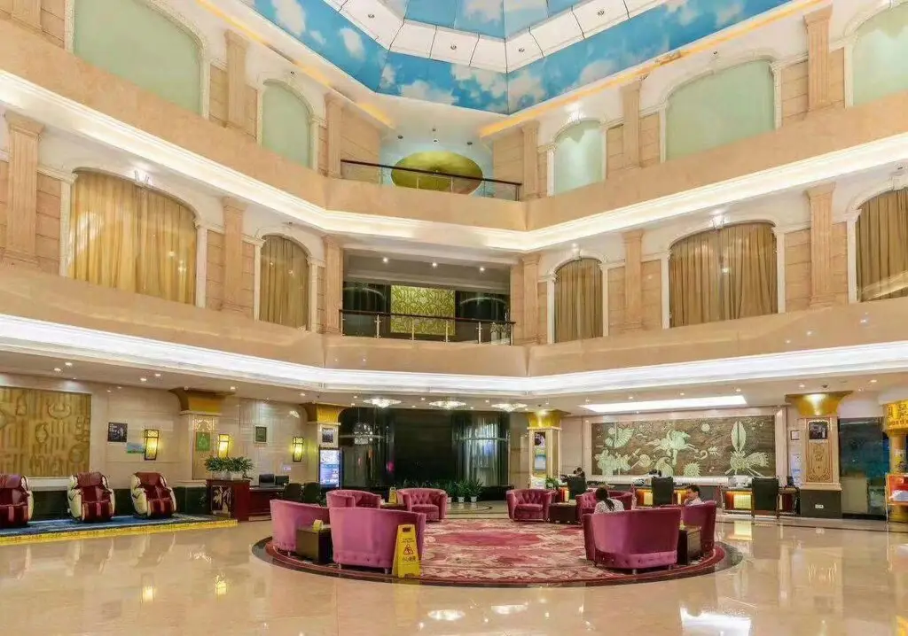 Chang Feng Hotel — фото 1