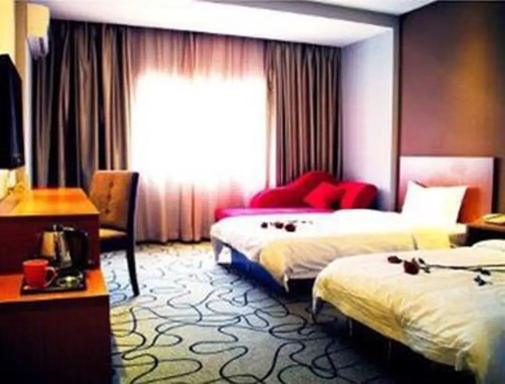 Нанкин: Super 8 Nanjing Mochou Lake Chang Hong Lu