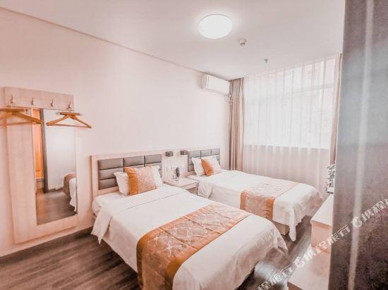 Кайфын: Super 8 Hotel (Kaifeng Millennium City Park Huanghe Street)