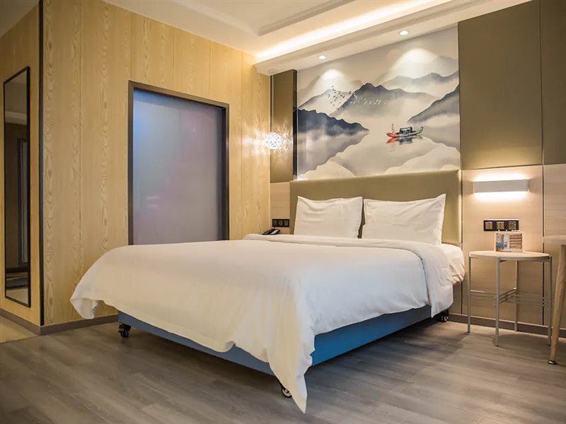 Шэньчжэнь: Hanting Hotel Shenzhen Longgang Nanlian Metro Station