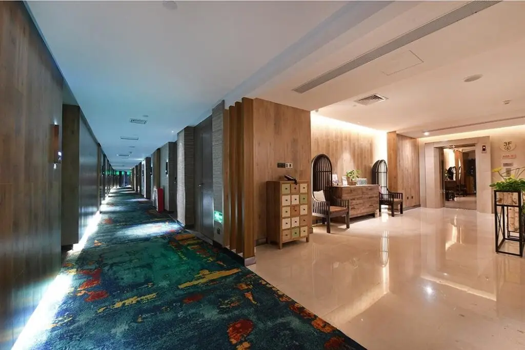 Mehood Lestie Hotel — фото 1