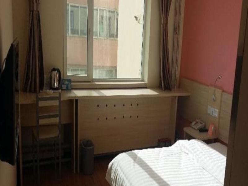 Учжоу: 7 Days Inn Wuzhou He Dong Walking Street Branch