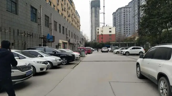 Хецзе: Hanting Express (Heze Zhongshan Road)