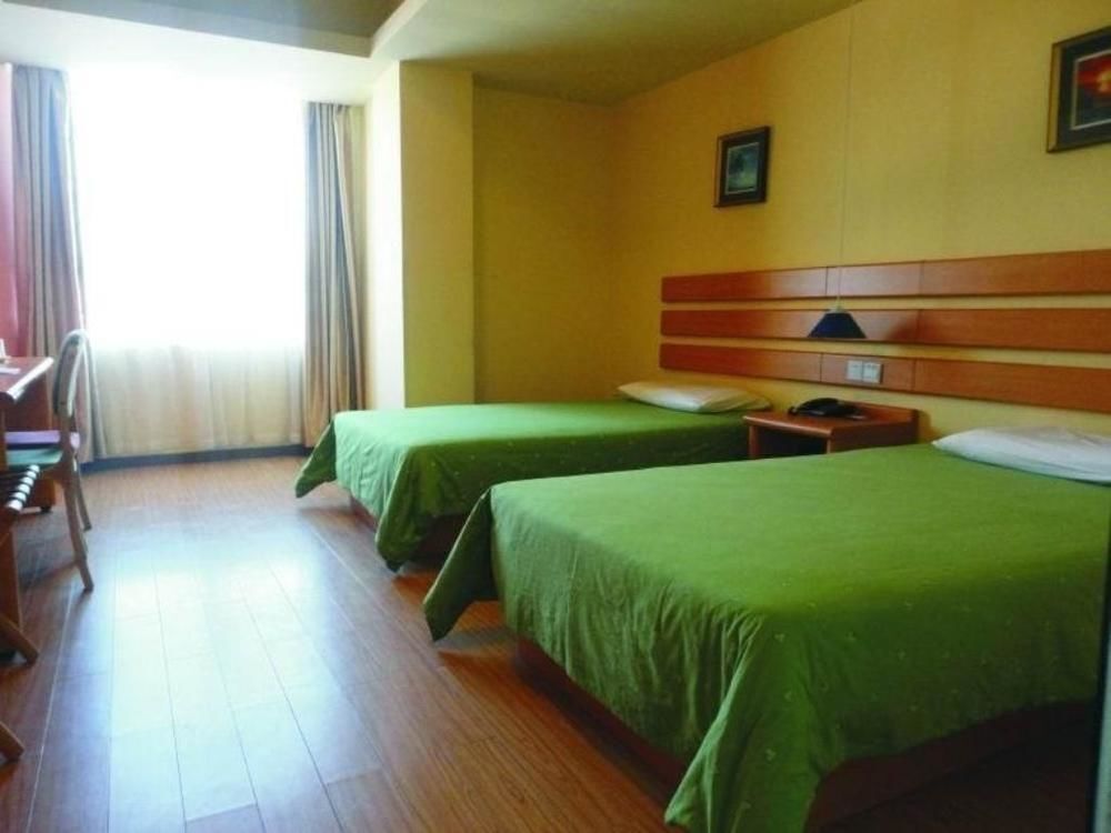 Санья: Home Inn Jiefang Road International Shopping Center - Sanya