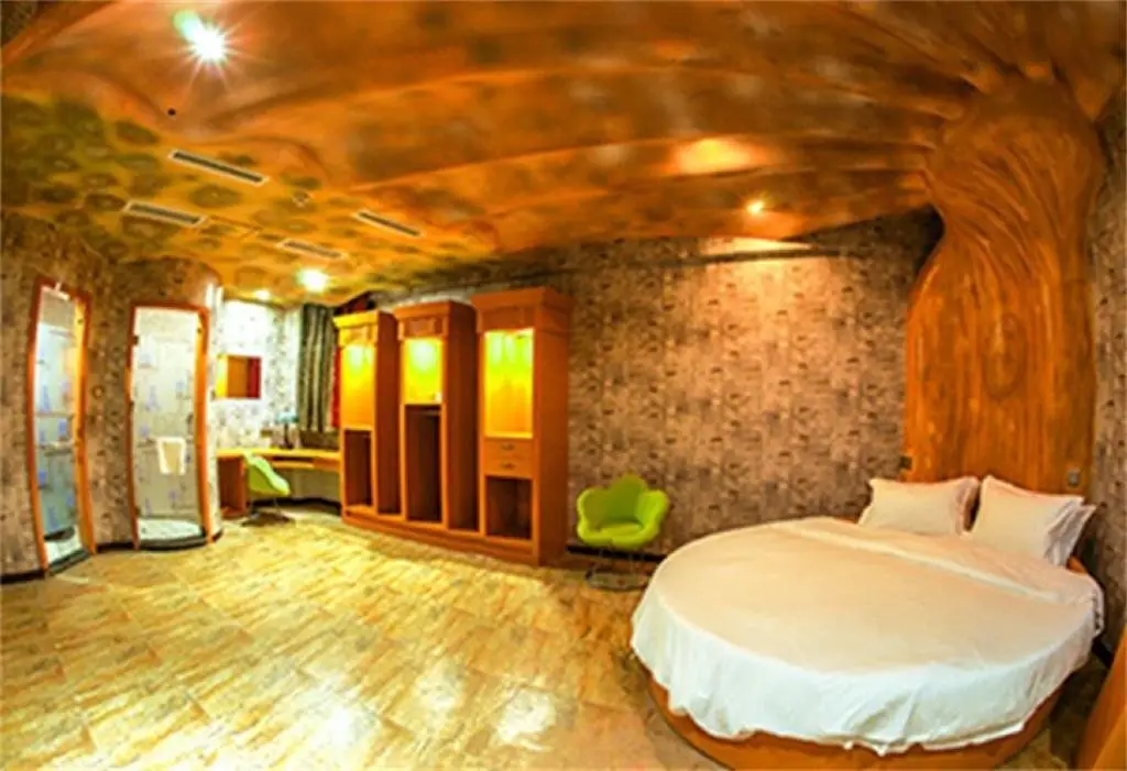 Чэнду: DREAM COLOR Theme Hotel