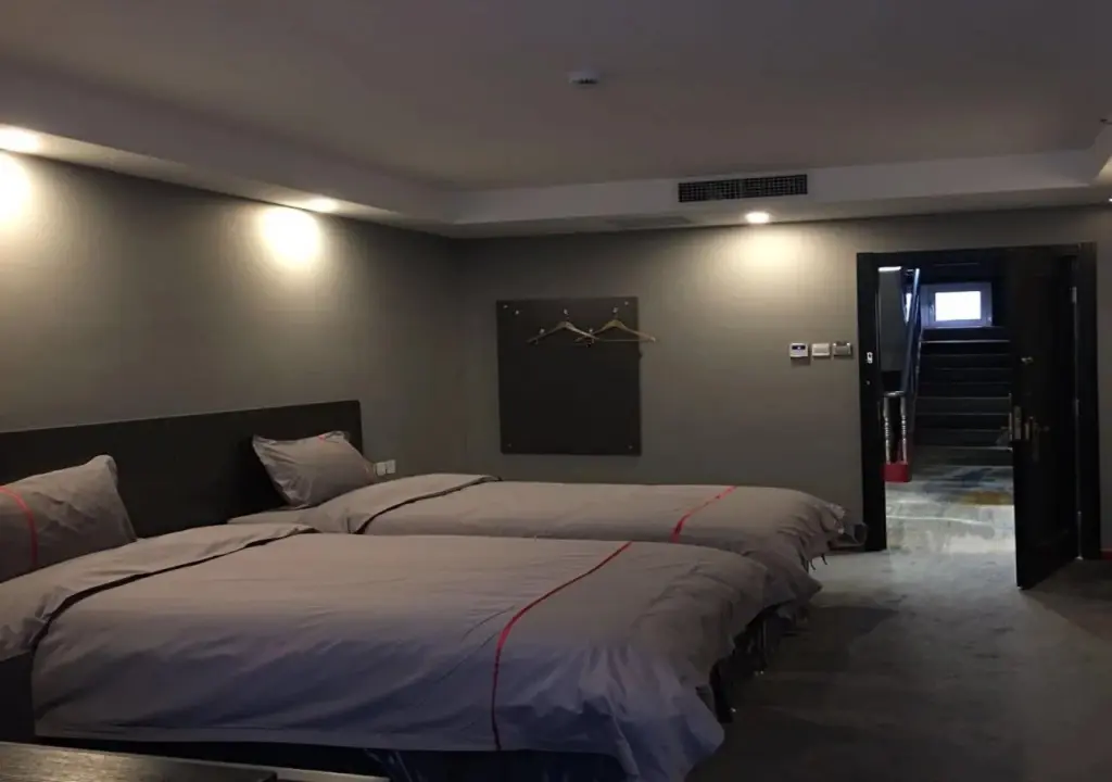 Пекин: Beijing Ruisi Shanhai Hotel