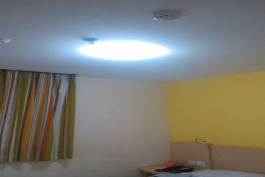 Шанхай: 7 Days Inn Shanghai Daning International Yanchang Road Subway Station Branch