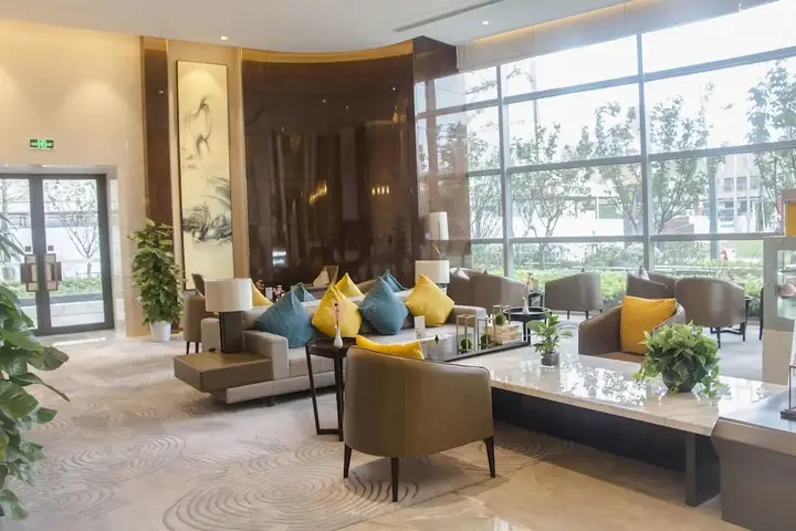 Нанкин: Golden Eagle Summit Hotel Nanjing China