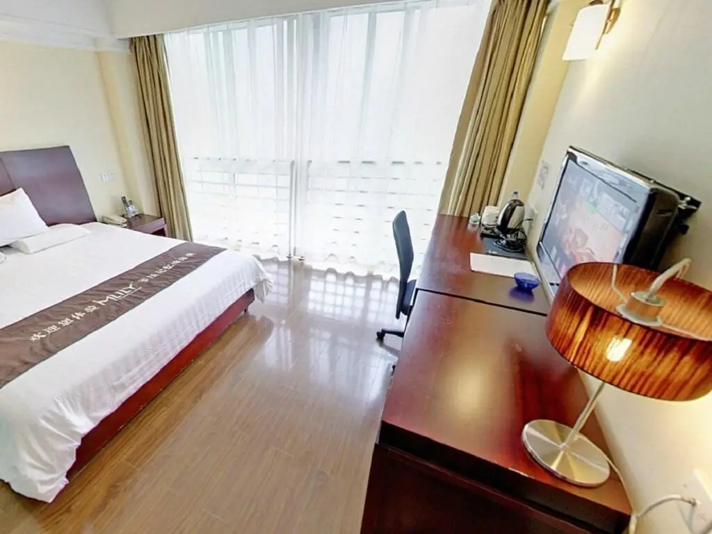 Шанхай: Hanting Express Jiaoda Shanghai