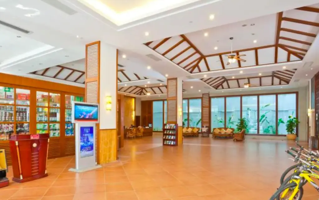 Санья: Sanya Baohong Hotel Side Tower
