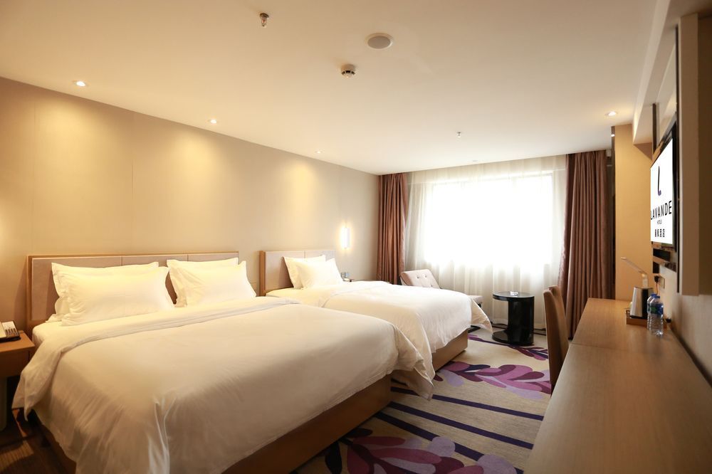 Гуанчжоу: Lavande Hotel Guangzhou Baogang Avenue BrandBuy Mall