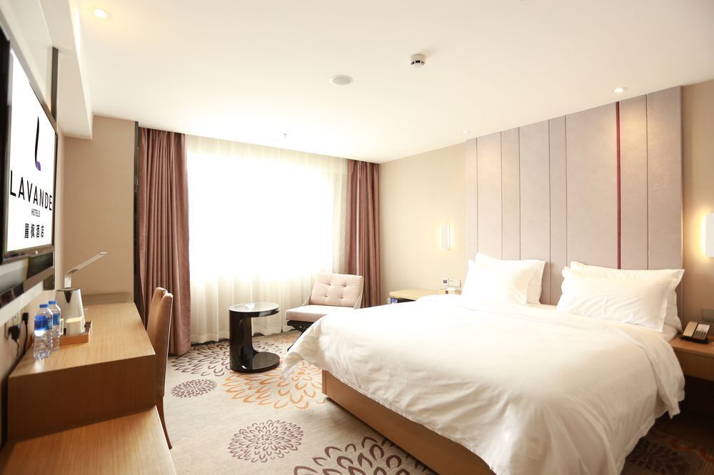Гуанчжоу: Lavande Hotel Guangzhou Baogang Avenue BrandBuy Mall