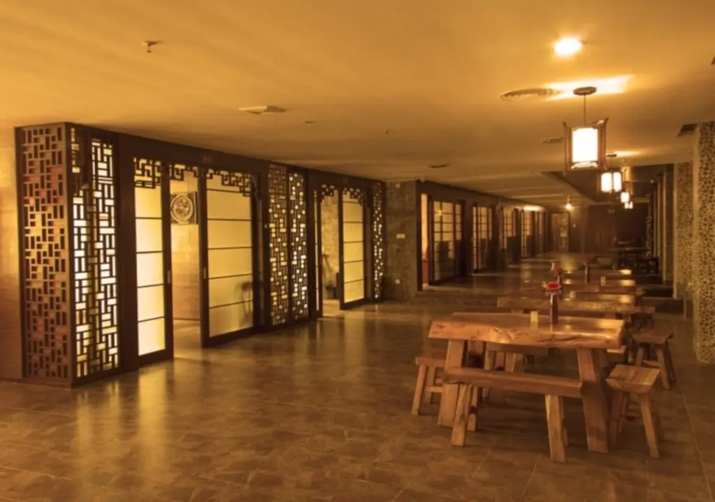 Шэньчжэнь: GreenTree Alliance Shenzhen Fanshen Metro Station Hotel