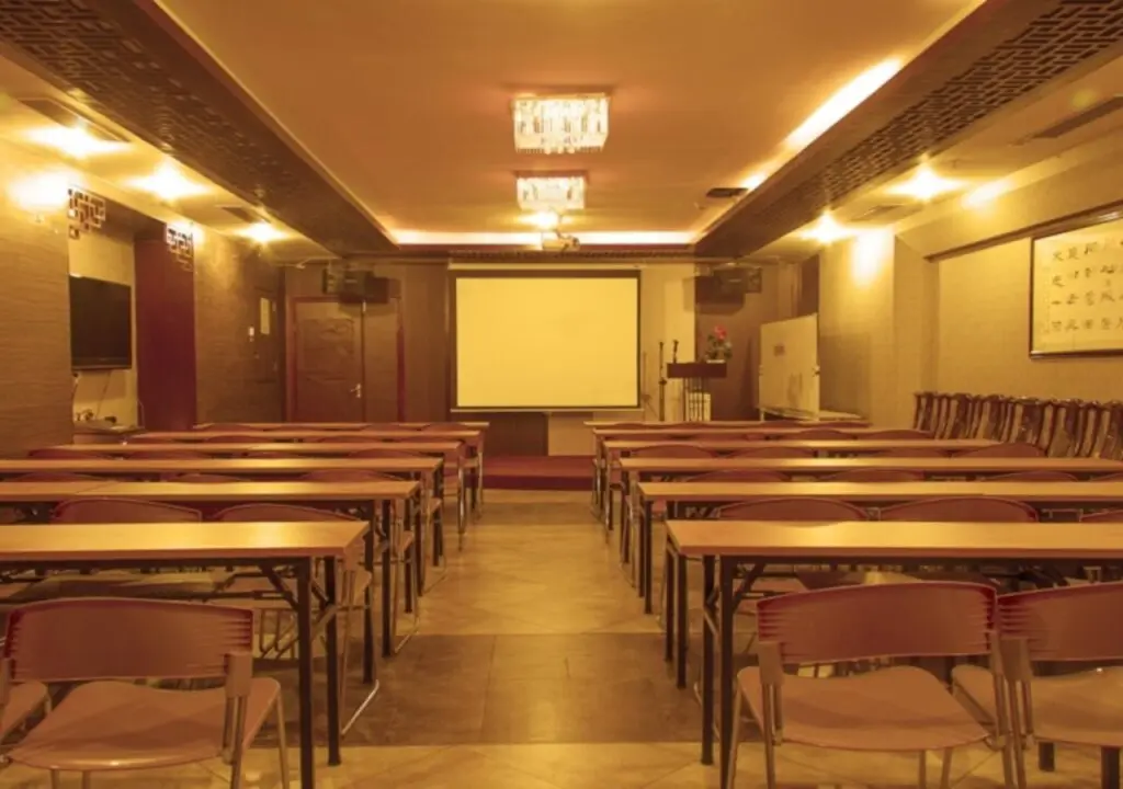 Шэньчжэнь: GreenTree Alliance Shenzhen Fanshen Metro Station Hotel