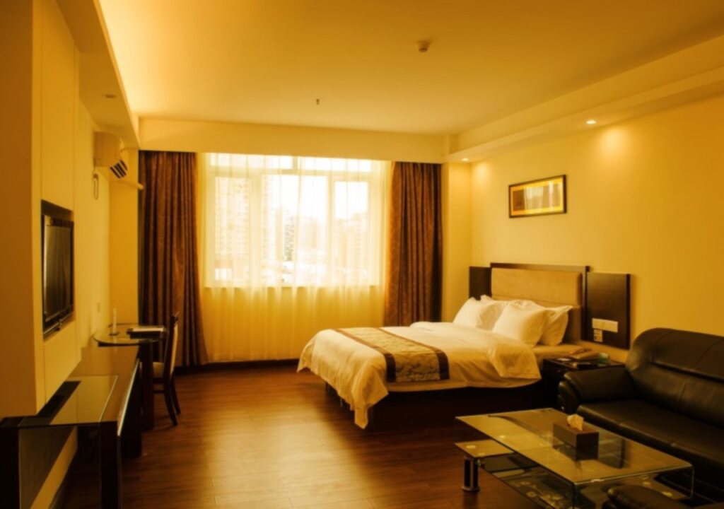 Шэньчжэнь: GreenTree Alliance Shenzhen Fanshen Metro Station Hotel