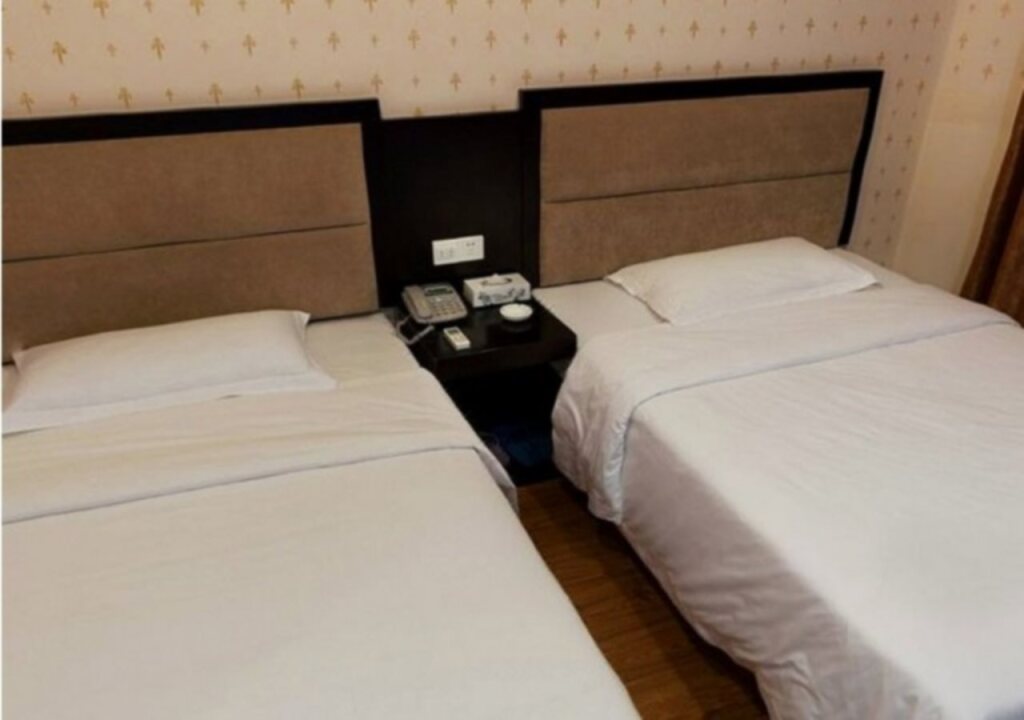 Шэньчжэнь: GreenTree Alliance Shenzhen Fanshen Metro Station Hotel