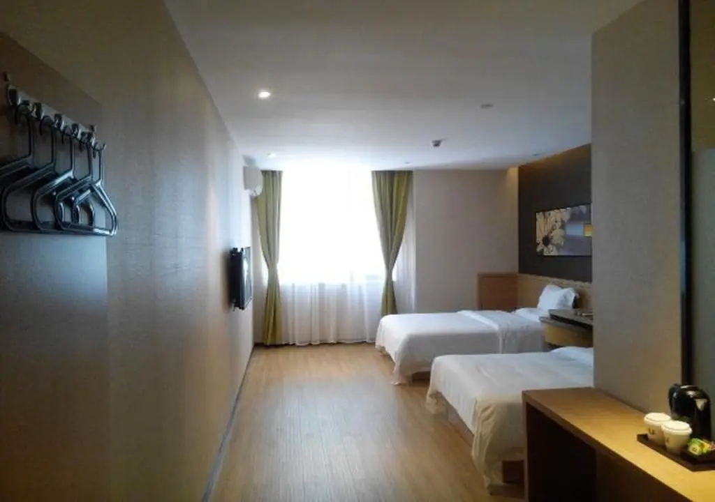 Гуанчжоу: IU Hotel Guangzhou Jingxi Southern Hospital Metro Branch