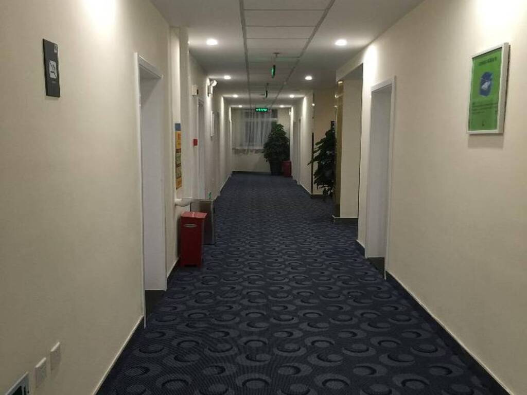 Пекин: 7 Days Inn Beijing Daxing Langfa Branch