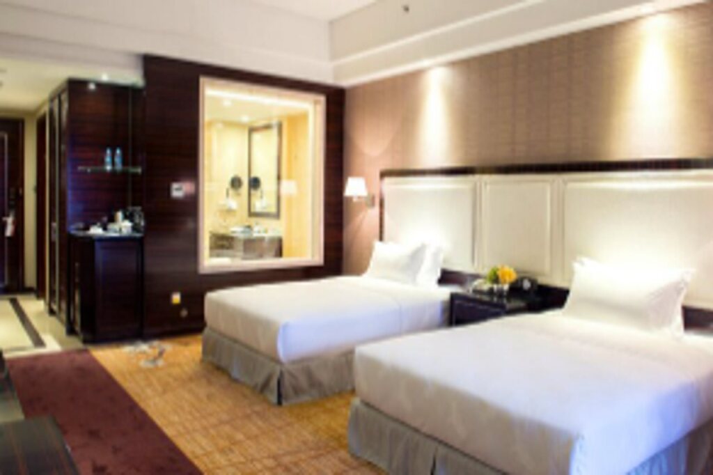 Мейчжу: Country Garden Holiday Hotel