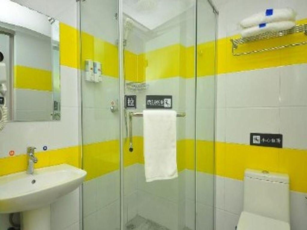Шицзячжуан: 7 Days Inn Shijiazhuang Jinzhou Xinyulou Branch