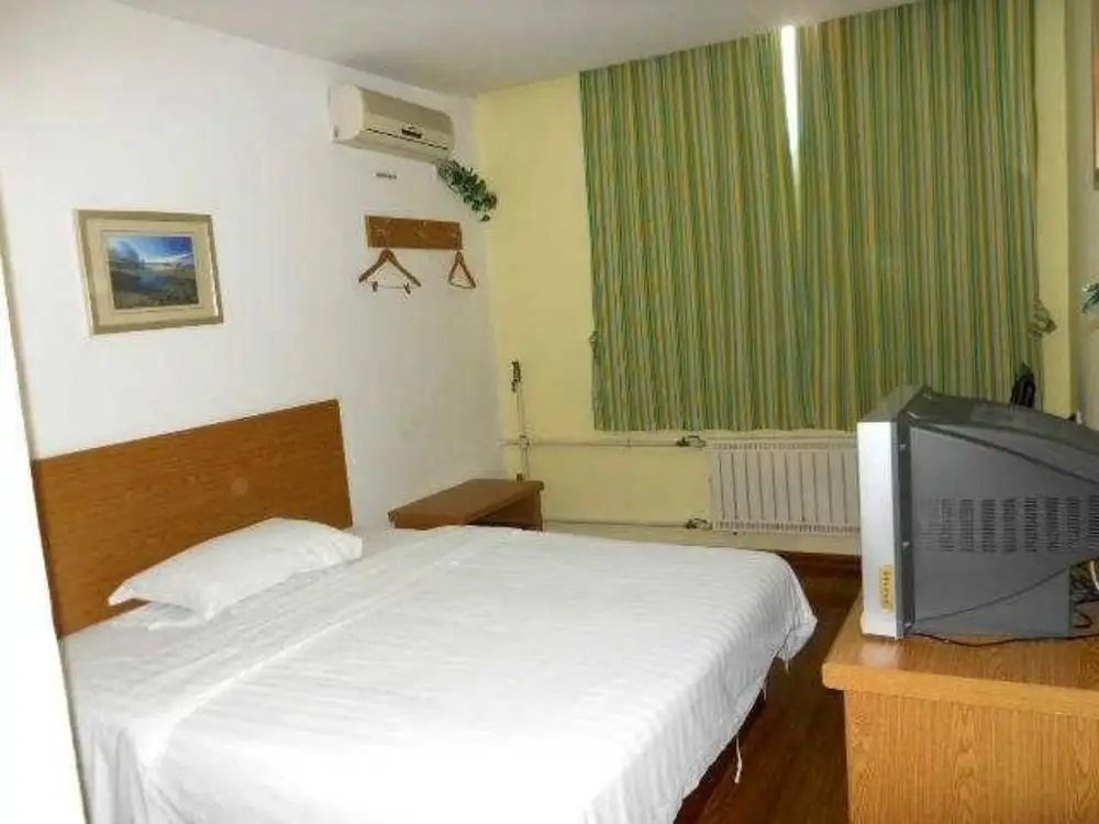 Цзинань: Joy Inn Jinan Qianfoshan