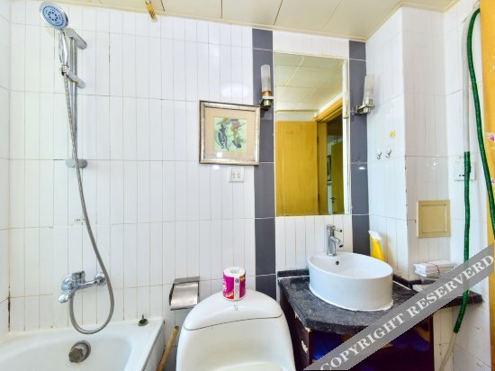 Пекин: Meihua century serve apartent