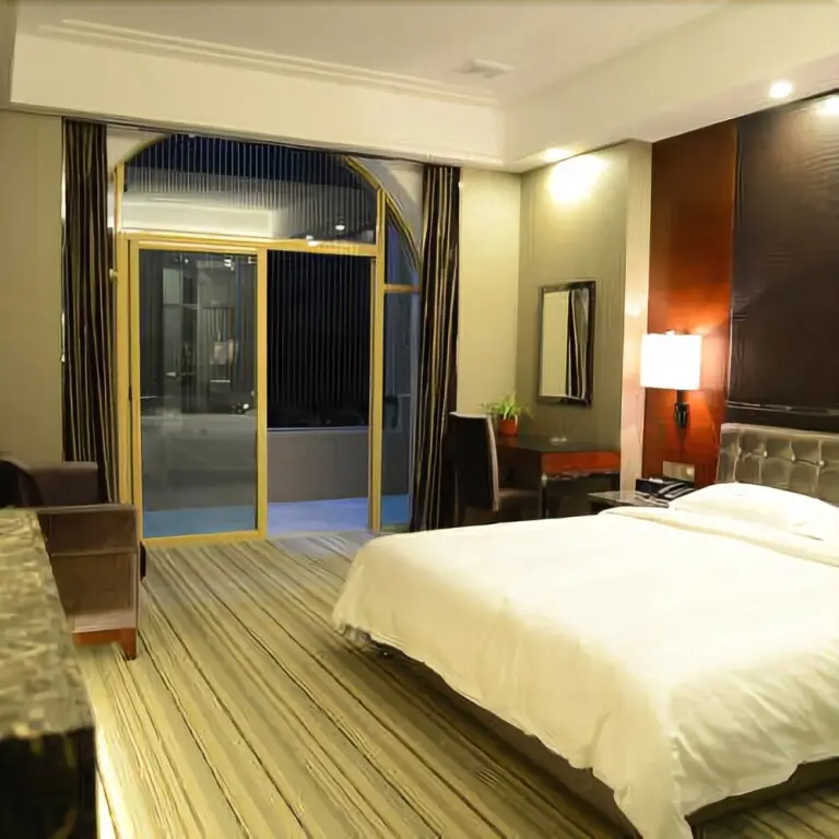 Джиангме: Jinzhou Holiday Hotel