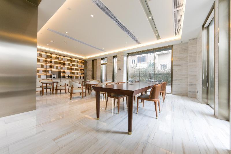 Шанхай: Ji Hotel (Shanghai Beixinjing Metro Station)