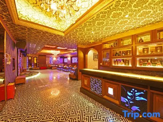 Шэньчжэнь: Baoming City Hotel Shenzhen (Honghuashan Subway Station)