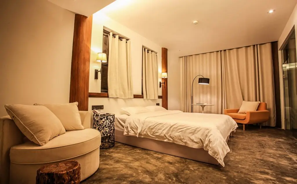 Лешан: Collection - Home Resorts