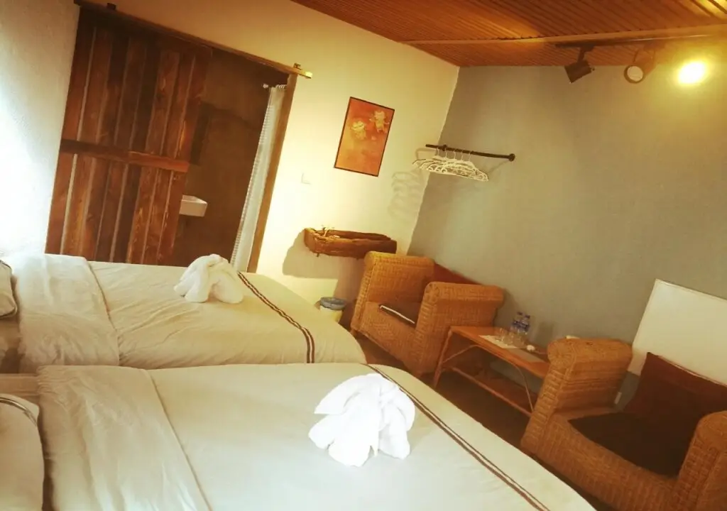 Дали: 1975 Chongyu Hostel