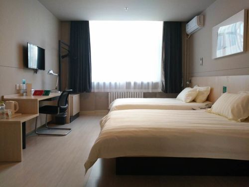 Цзямусы: Jinjiang Inn Jiamusi New Mart