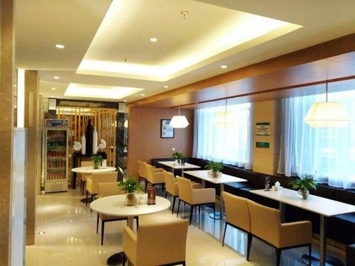 Цзямусы: Jinjiang Inn Jiamusi New Mart