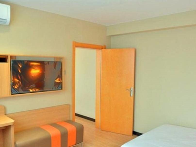 Пекин: IU Hotel Beijing West Railway Station Liuliqiao East Station Branch